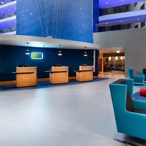 Express - London Heathrow T4 By Ihg הית'רו